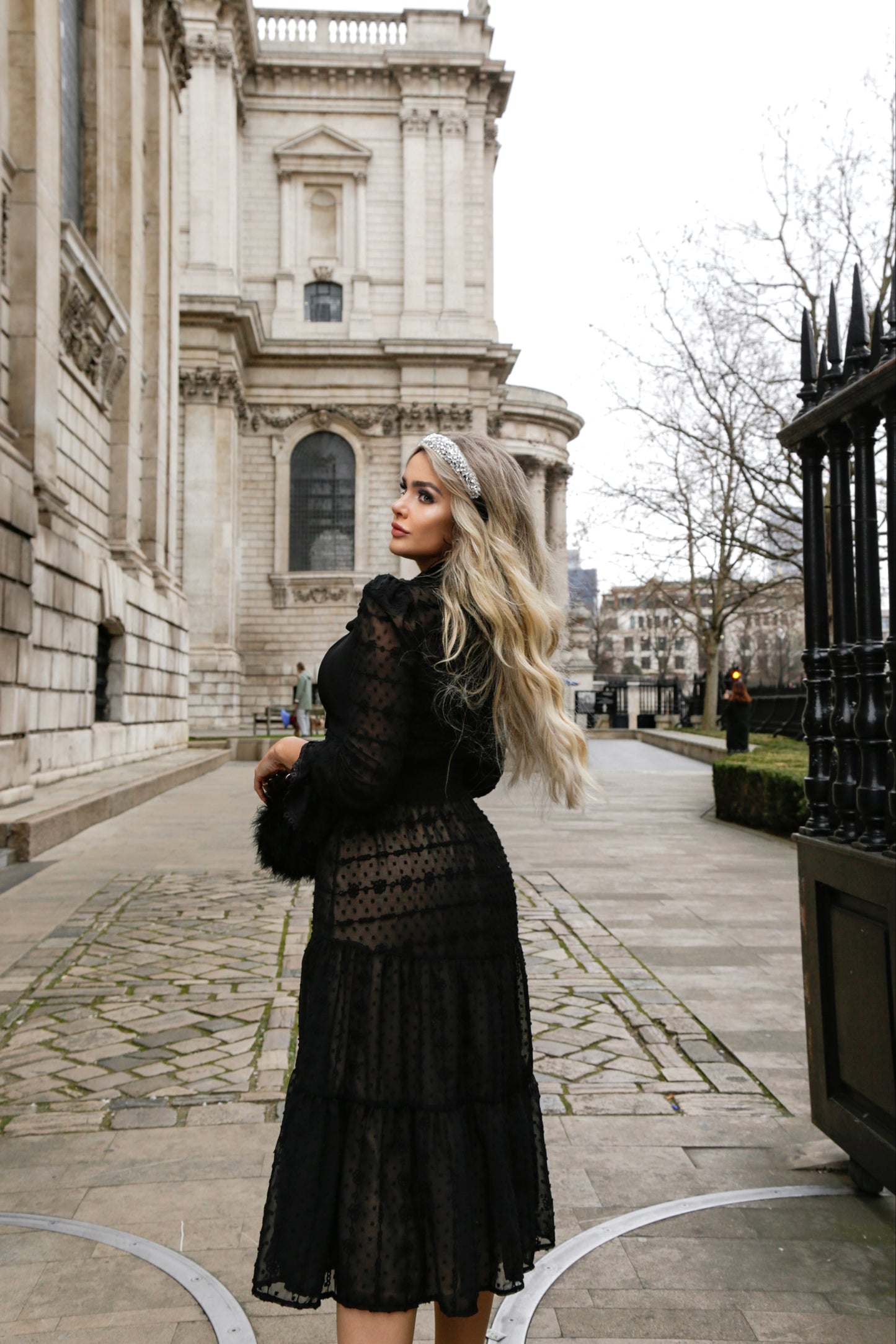 Carlota - Black Midi Dress