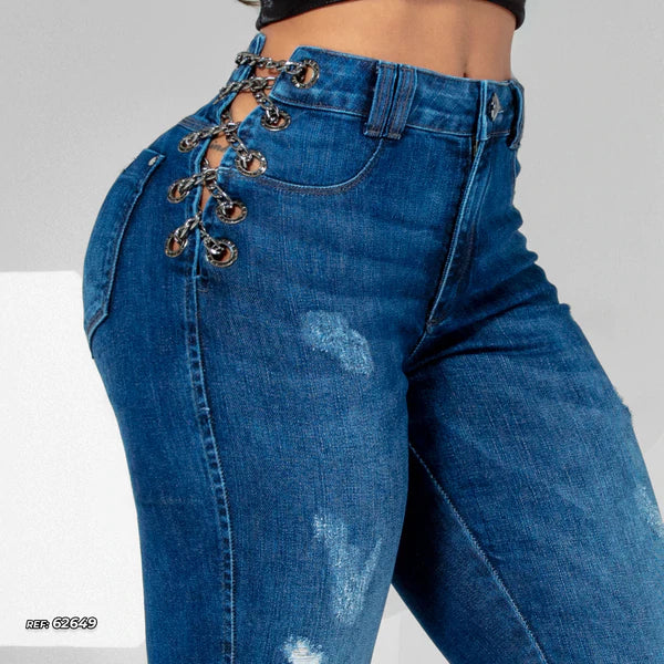 Skinny Jeans w/ Waist Cutout and Chain
